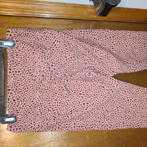 Victoria Secret Runched Leggings - Picture 5 of 5